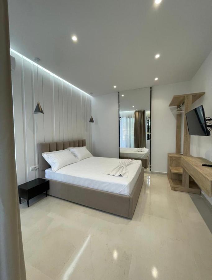 Villa Xhefri 2 Sarandë 外观 照片