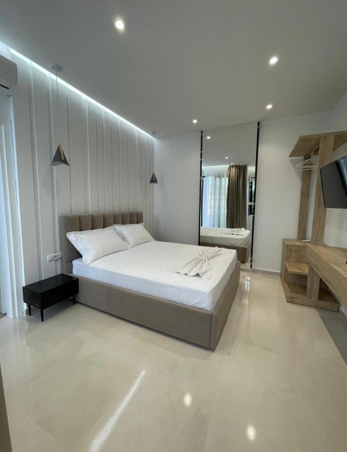 Villa Xhefri 2 Sarandë 外观 照片