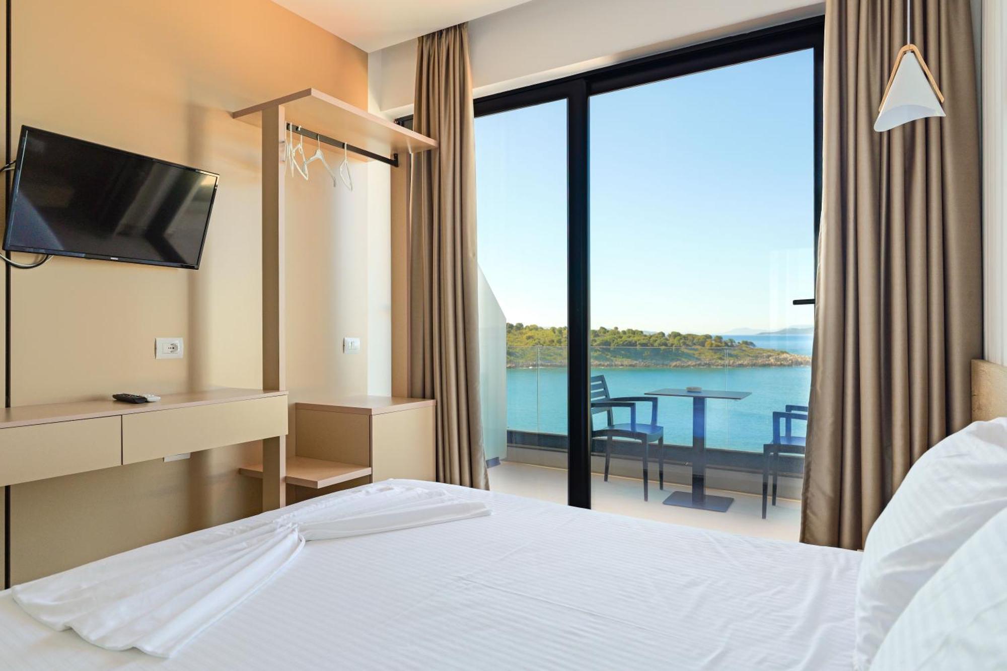 Villa Xhefri 2 Sarandë 外观 照片